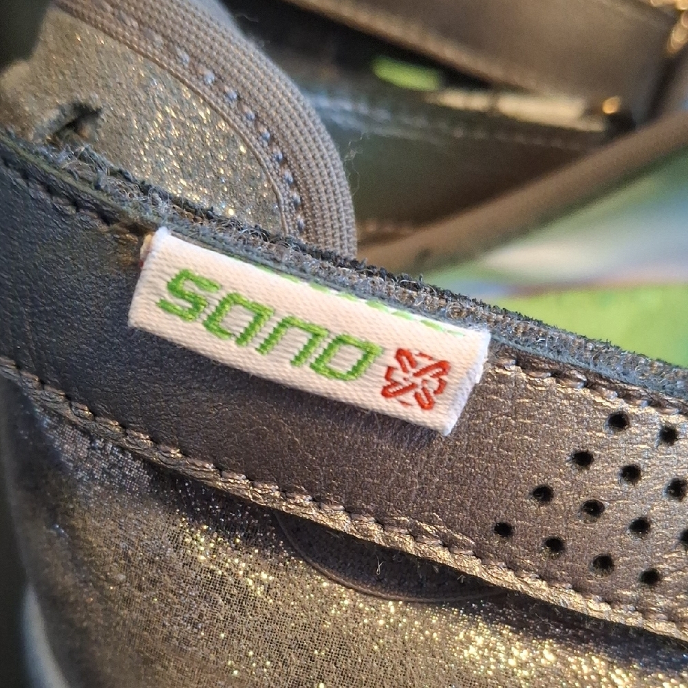 Sano by Mephisto Ilina Silver Metallic Leather Mary Jane Shoes Size 8 - Picture 3 of 10